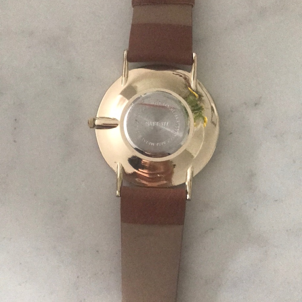 Quartz Watch - Picture 2 of 2